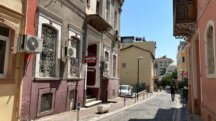 İzmir'de otel odasında iki kardeş ölü bulundu