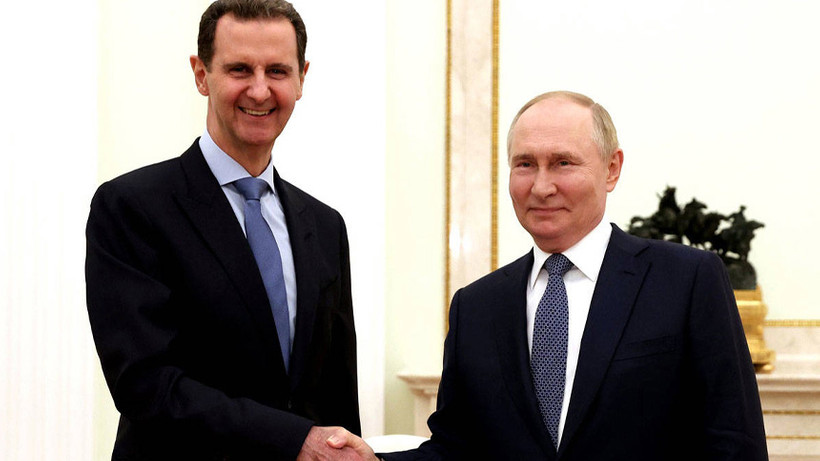 Kremlin’den Esad açıklaması: Kararı Putin verdi!