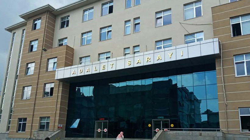 Vatandaştan para alıyordu! Rüşvetçi müdür tutuklandı