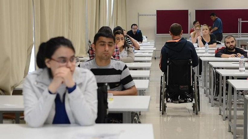 ENGELLİ MEMUR ALIMI 2025: Kamuya 1830 engelli memur alımı yapılacak! EKPSS başvuruları ne zaman başlayacak?