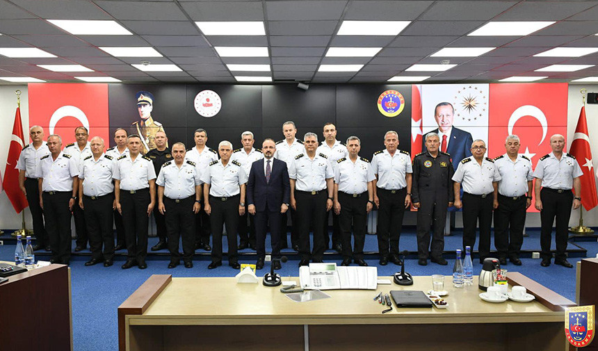 bulent-turan-jandarma-degerlendirme-toplantisina-katildi-3