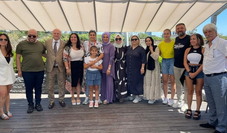 busenaz surmeneli trabzon platformu etkinlik 2