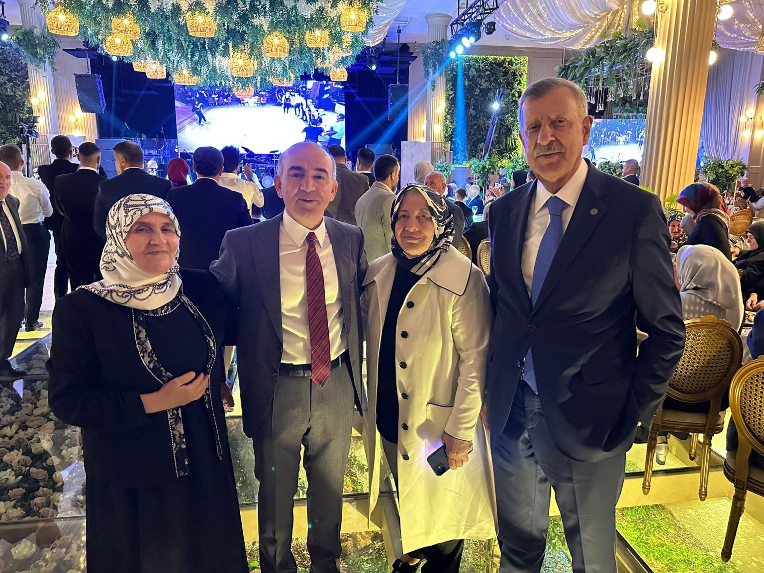 yargi dunyasinda yilin dugunu 18