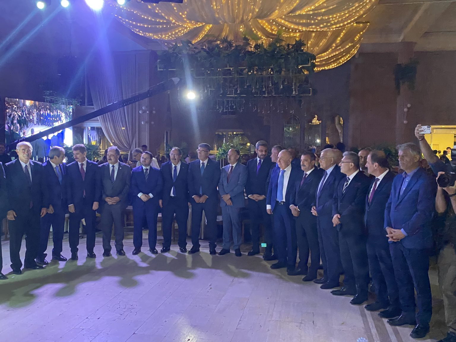 yargi dunyasinda yilin dugunu 8