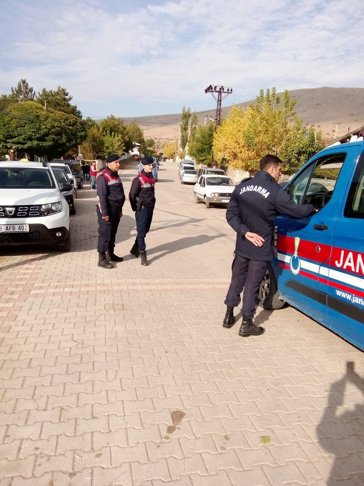 kayseri-bin-kisilik-tim-tarama-calismasi-16ekim2023-iha-2