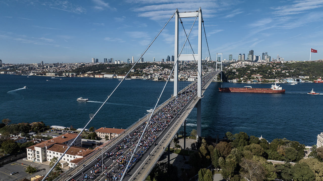 45_istanbul_maratonu_kopru_2