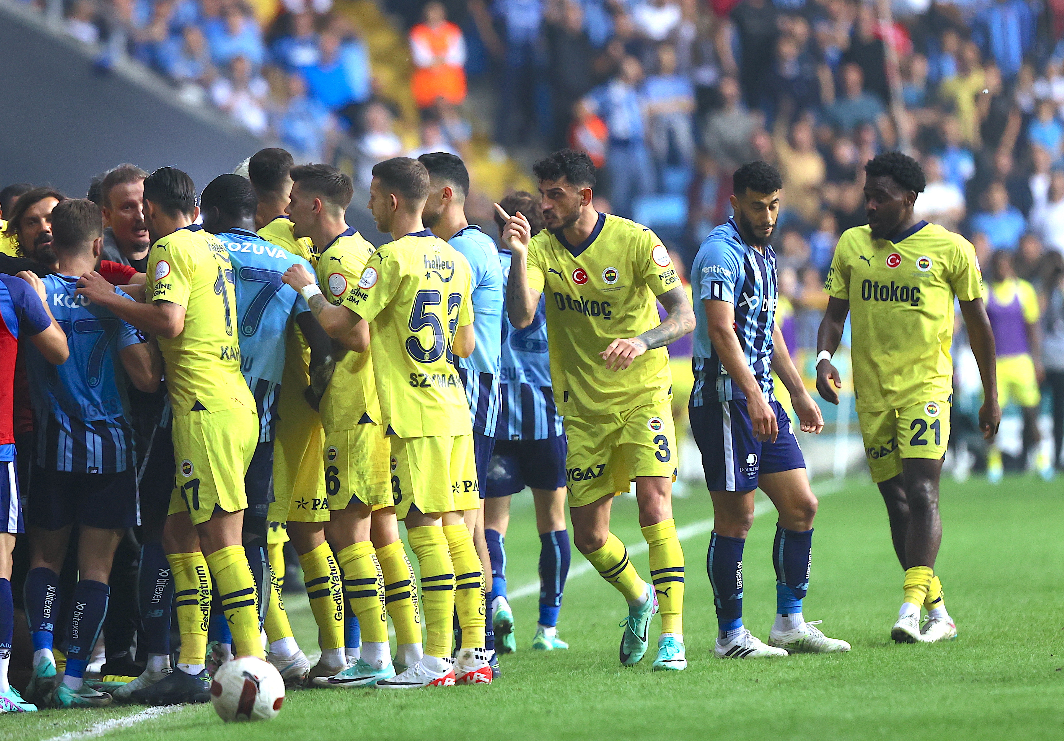 AA-20231112-32837907-32837903-YUKATEL_ADANA_DEMIRSPOR_FENERBAHCE