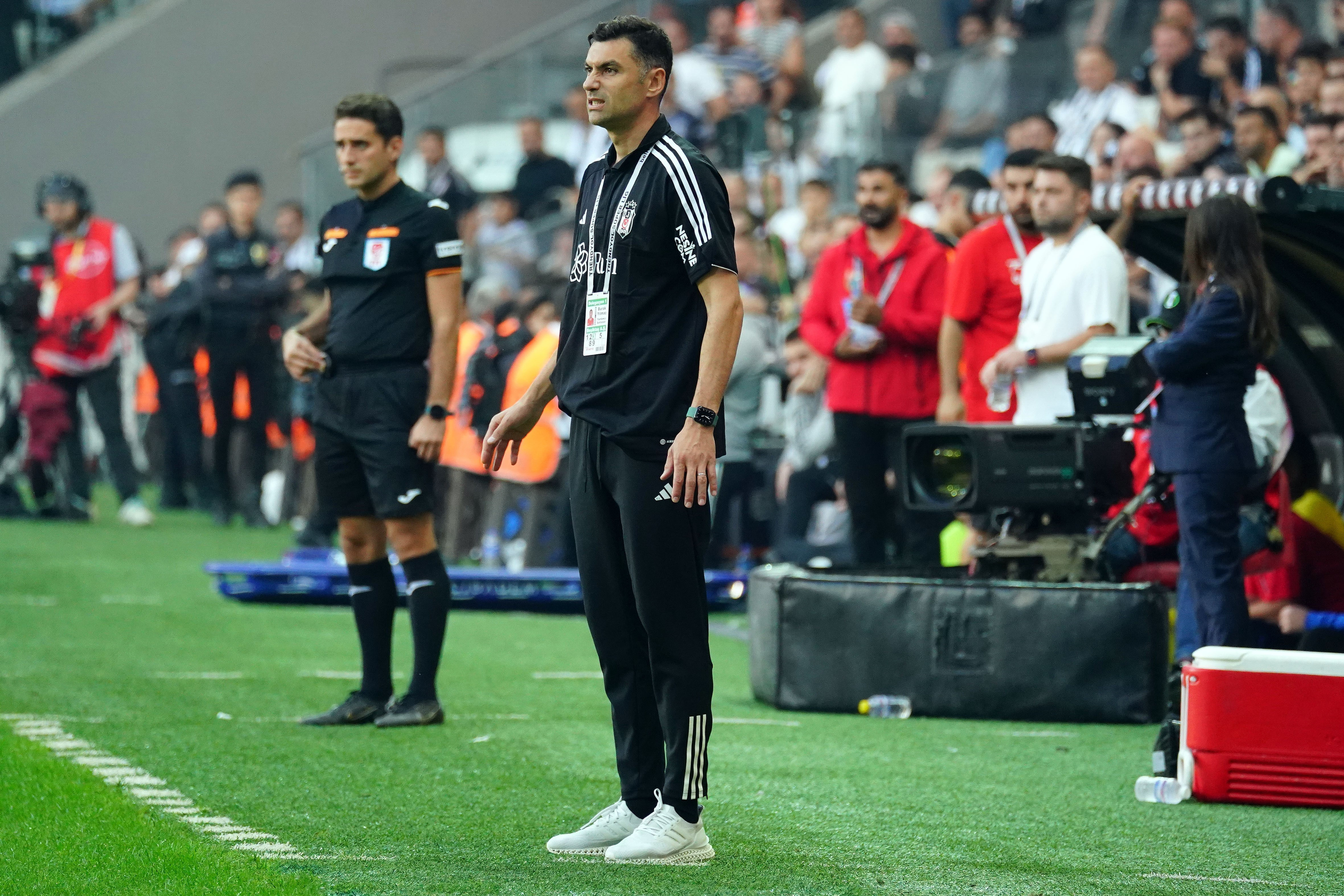 burak-yilmaz-istifa-etti-10kasim2023-iha- (1)