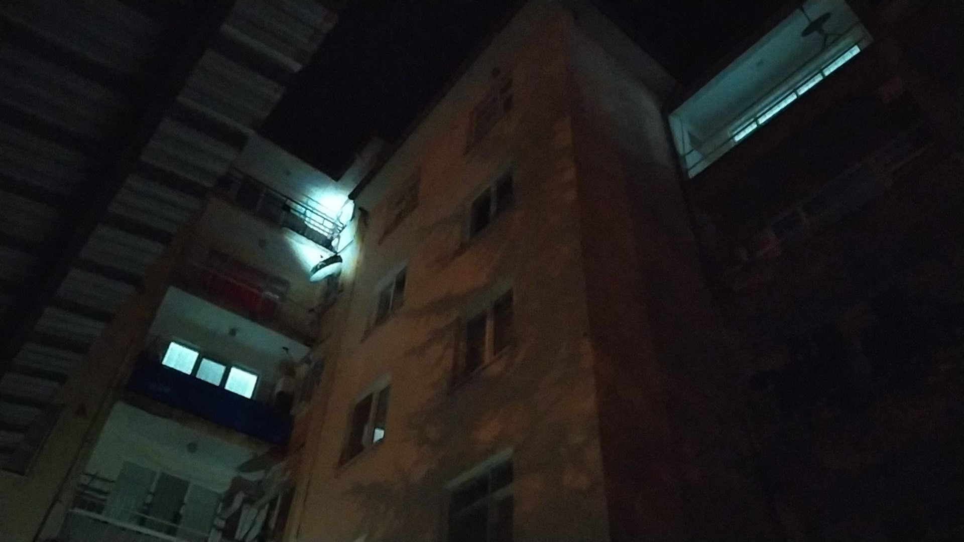 Çorum 5.kattan atlayan kadın4