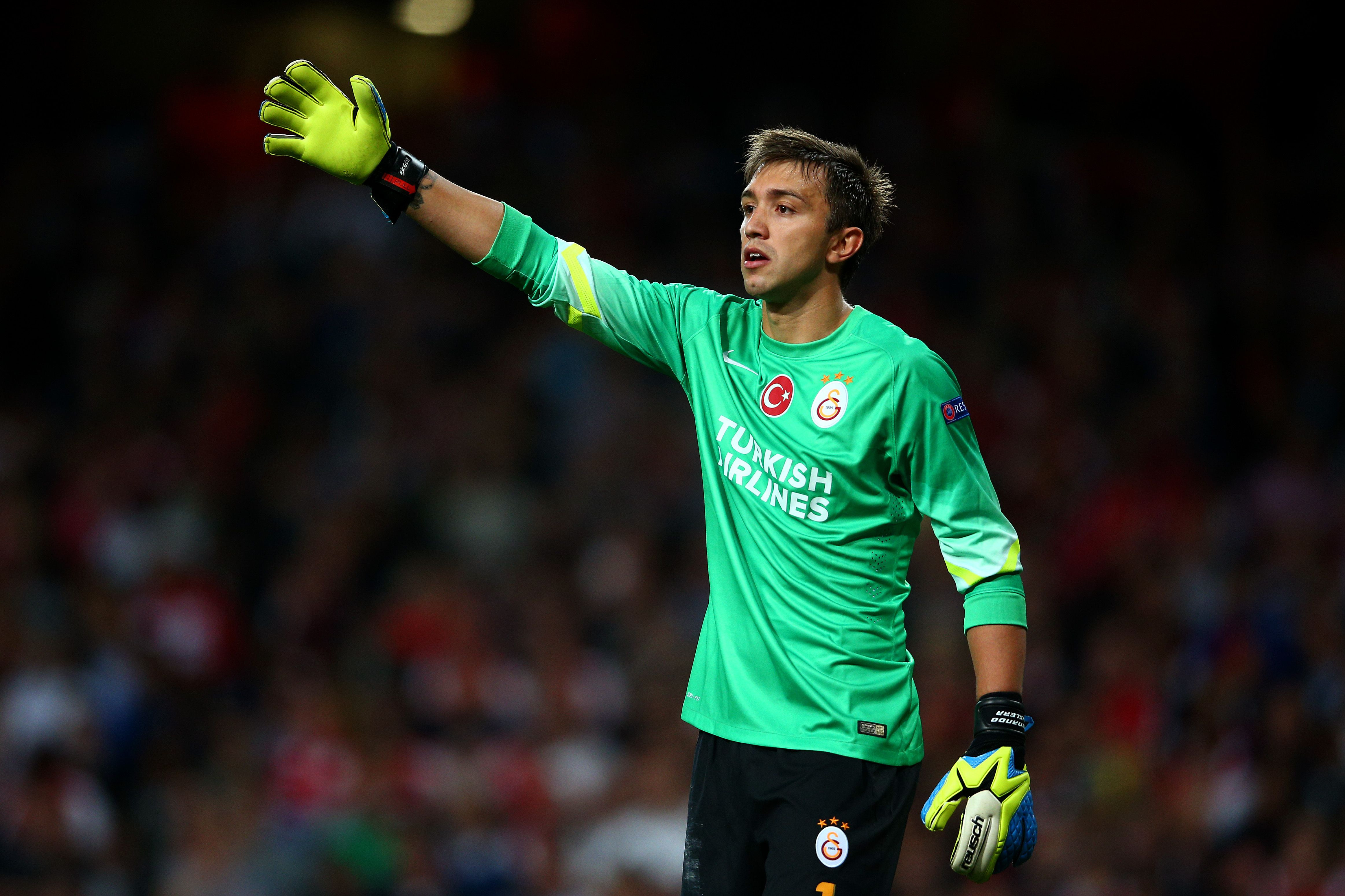 seçil erzan muslere