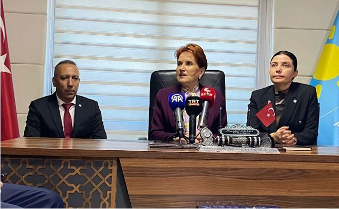 akşener muhammet gür