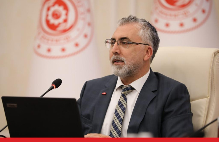 vedat-ışıkhan-çalışan-emekli