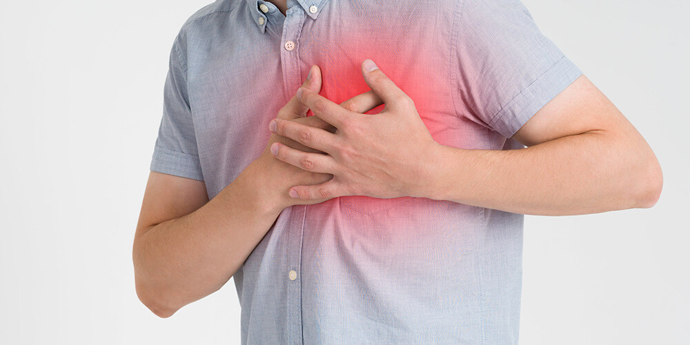Göğüs Ağrısı Neden Olur Belirtileri Tedavisi 4