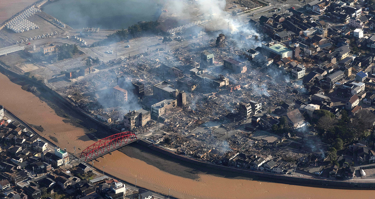 japonya-deprem-01012024-4