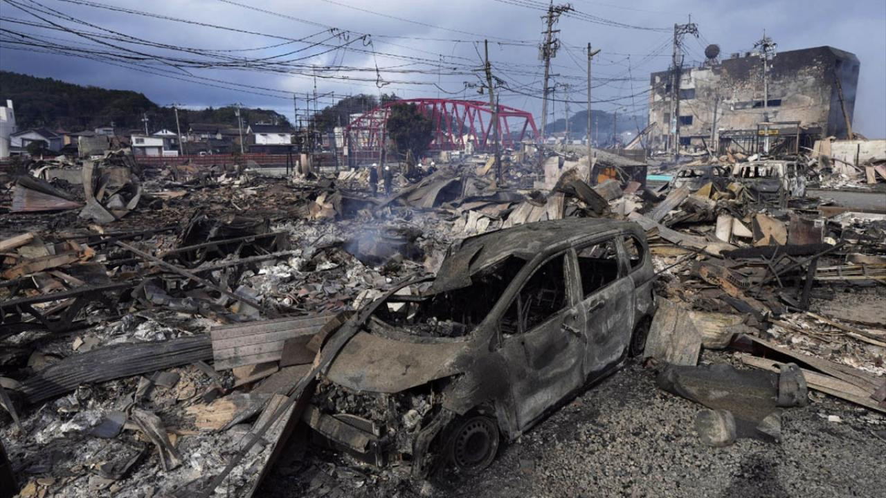 japonya-deprem-01012024-5