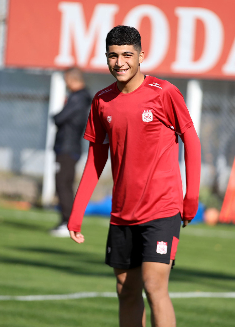 Yunus Emre Konak 3