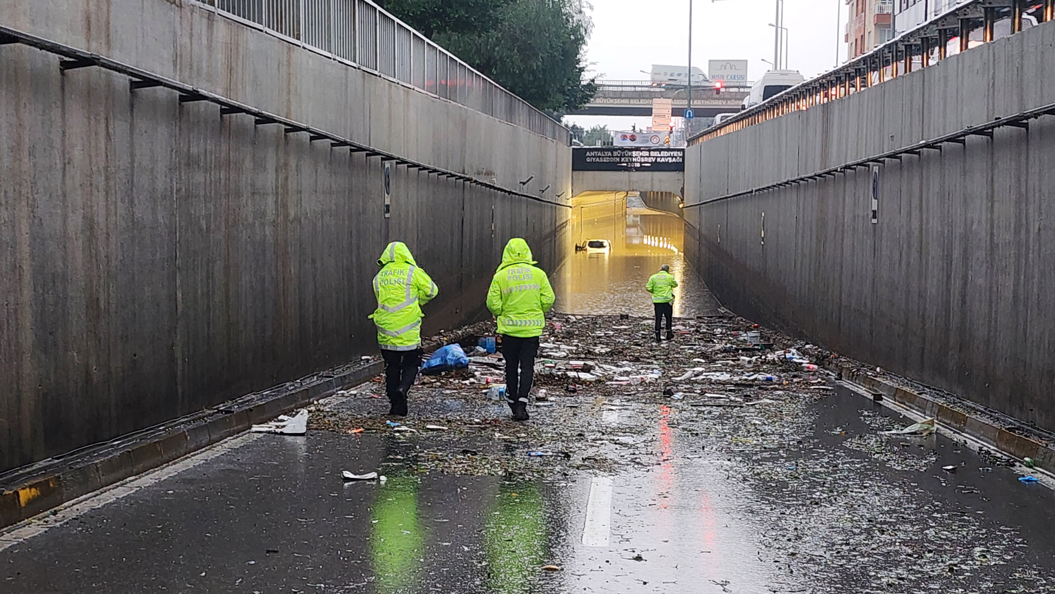 Antalya Sel Felaketi Sonrasi Alt Gecit 14Subat2024 Dha 7
