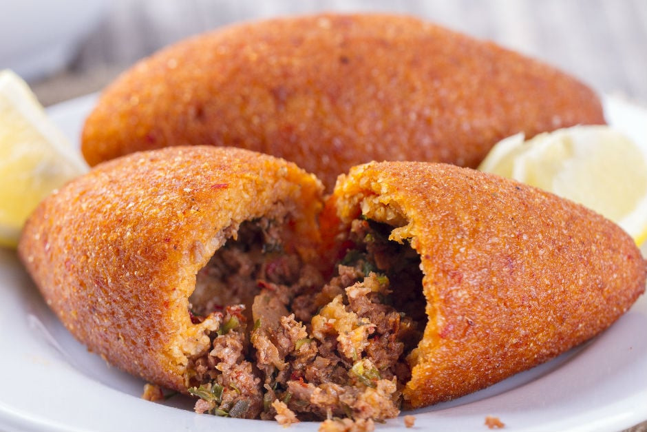 Bambaşka Içli Köfte Tarifi 5