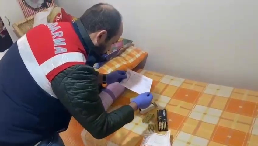 Bos Senet Imzalatip Arsalari Ellerinden Aldilar Tefecilerin Akilalmaz Tuzagini Jandarma Bozdu 22Subat 4