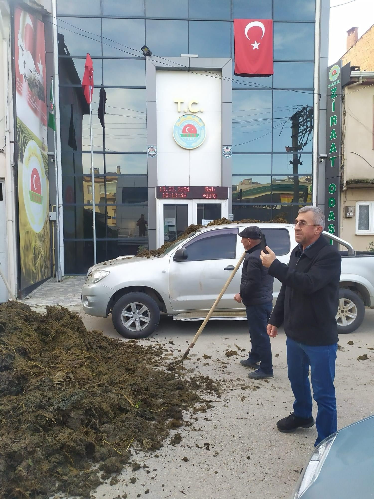 Bursa Ciftciler Chp Aday Gubre Doktu 13Subat2024 Iha (1)