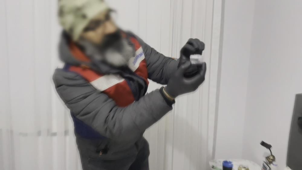 Jandarma Uyusturucu Saticilarina Gecit Vermedi Kiskivrak Yakalandilar 21Subat2024 Iha 3