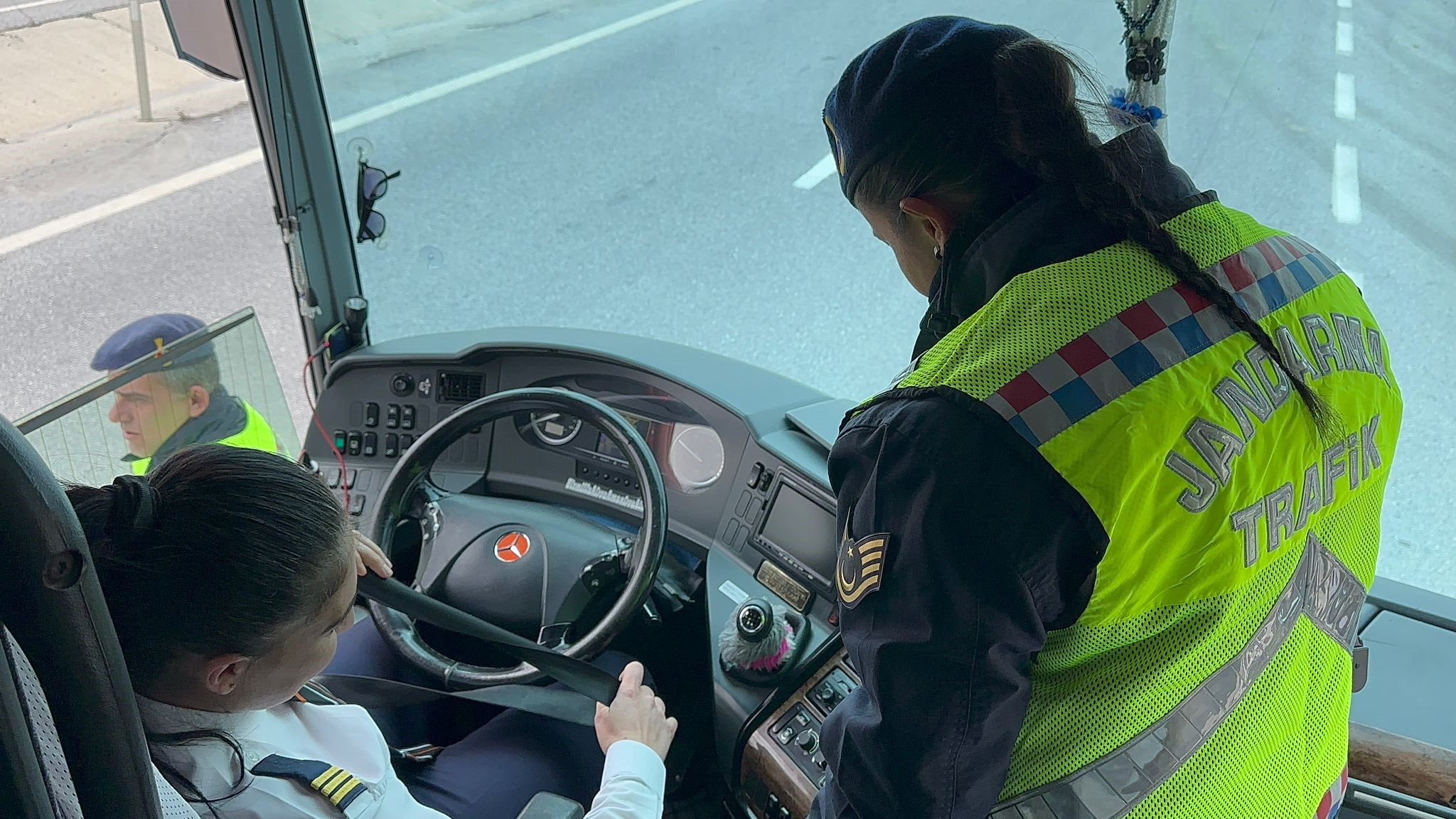 Afyon Kadin Jandarma Astsubay Kadin Kaptan 12032024 Iha (2)