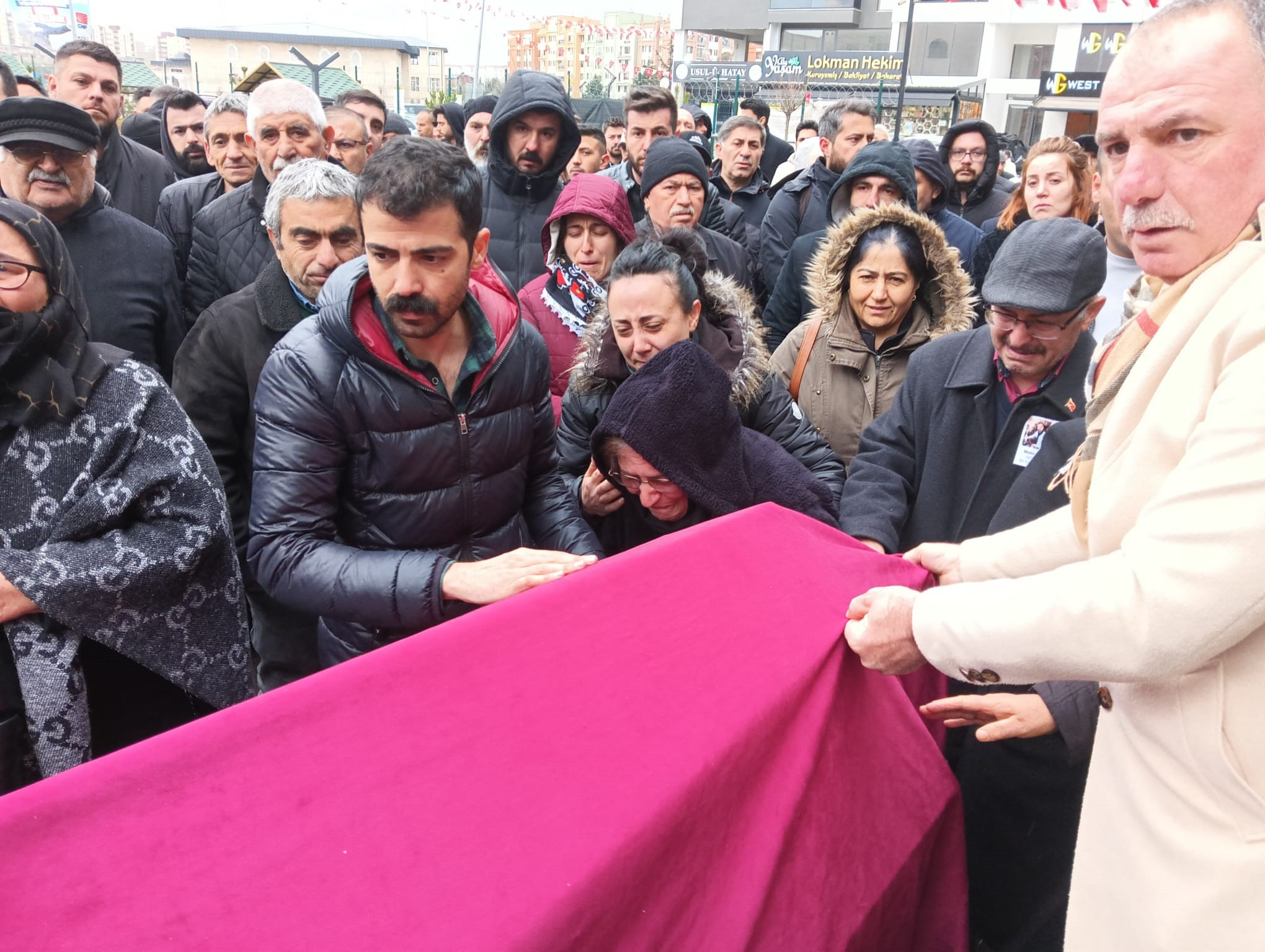 Ankara Sarkici Metin Celik 22032024 Iha (6)