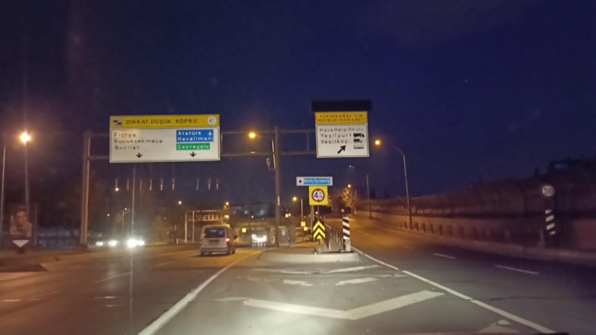 Bakirkoy Tir Korpu Kaza 4 Olu 12032024 Dha6