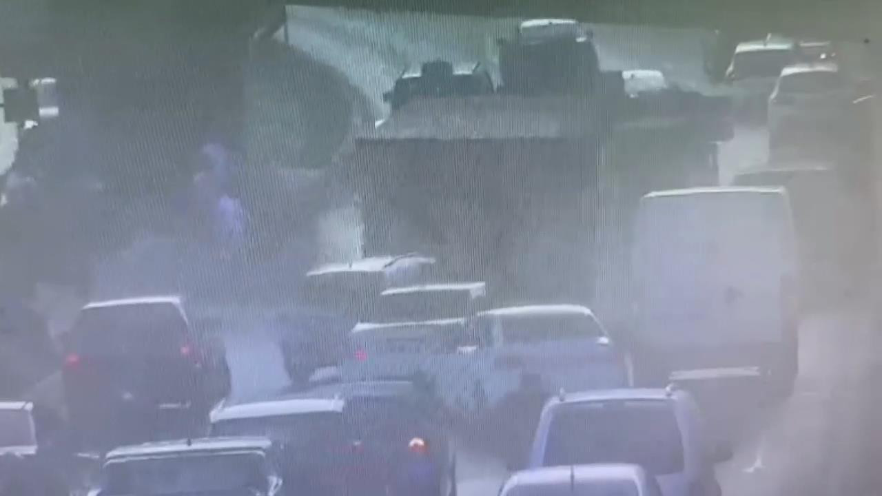 Bakirkoy Tir Korpu Kaza 4 Olu Kaza Ani 12032024 Dha4