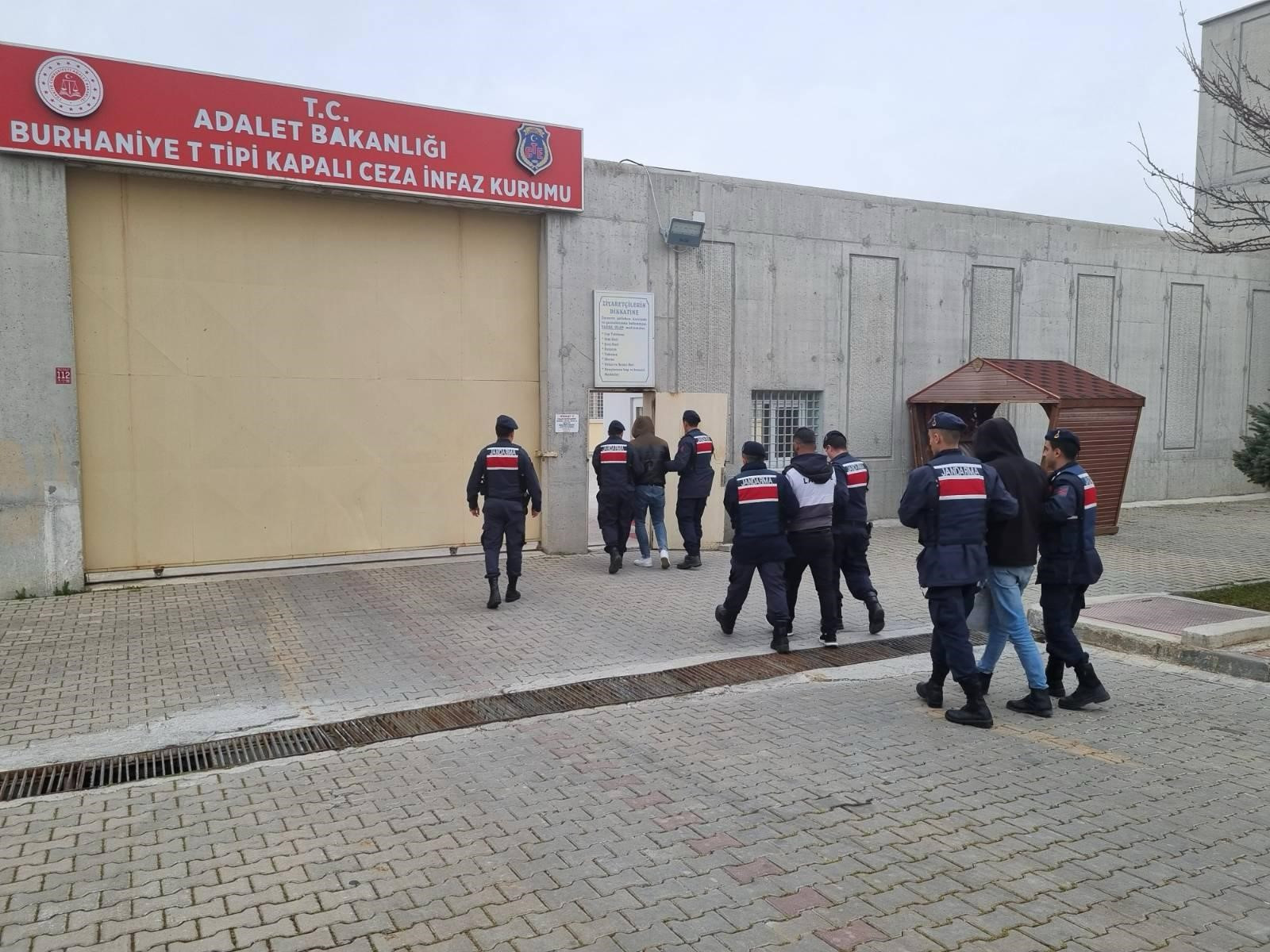 Balikesir Jandarma Eft Dolandırıciligi 28032024 (4)