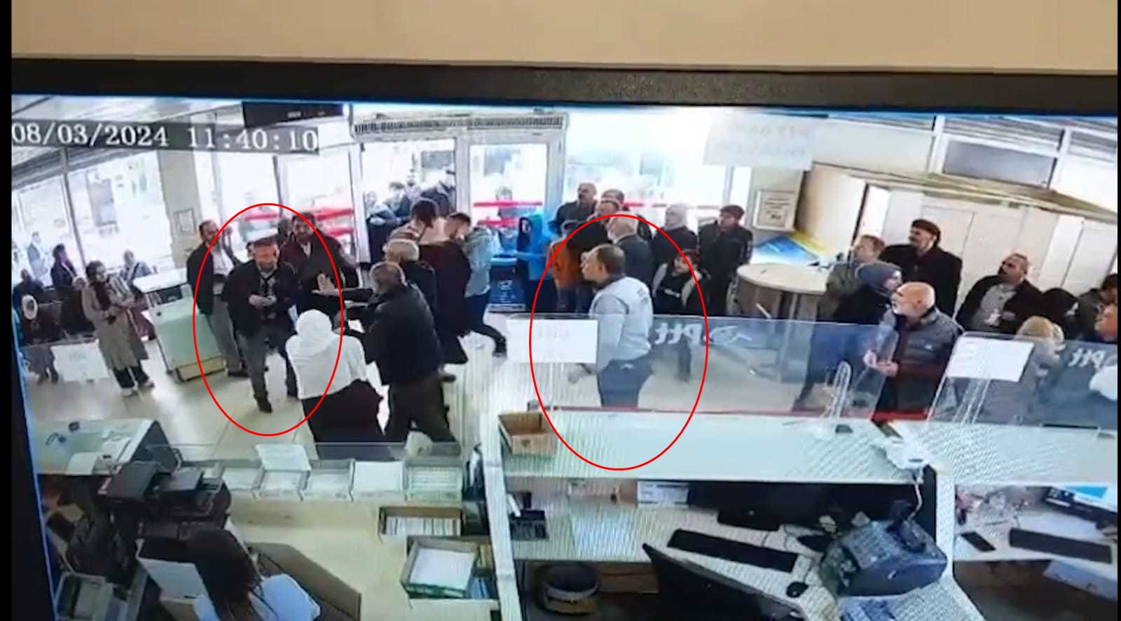 Batman Ptt Gorevlisi Bicaklanma 09032024 Dha3