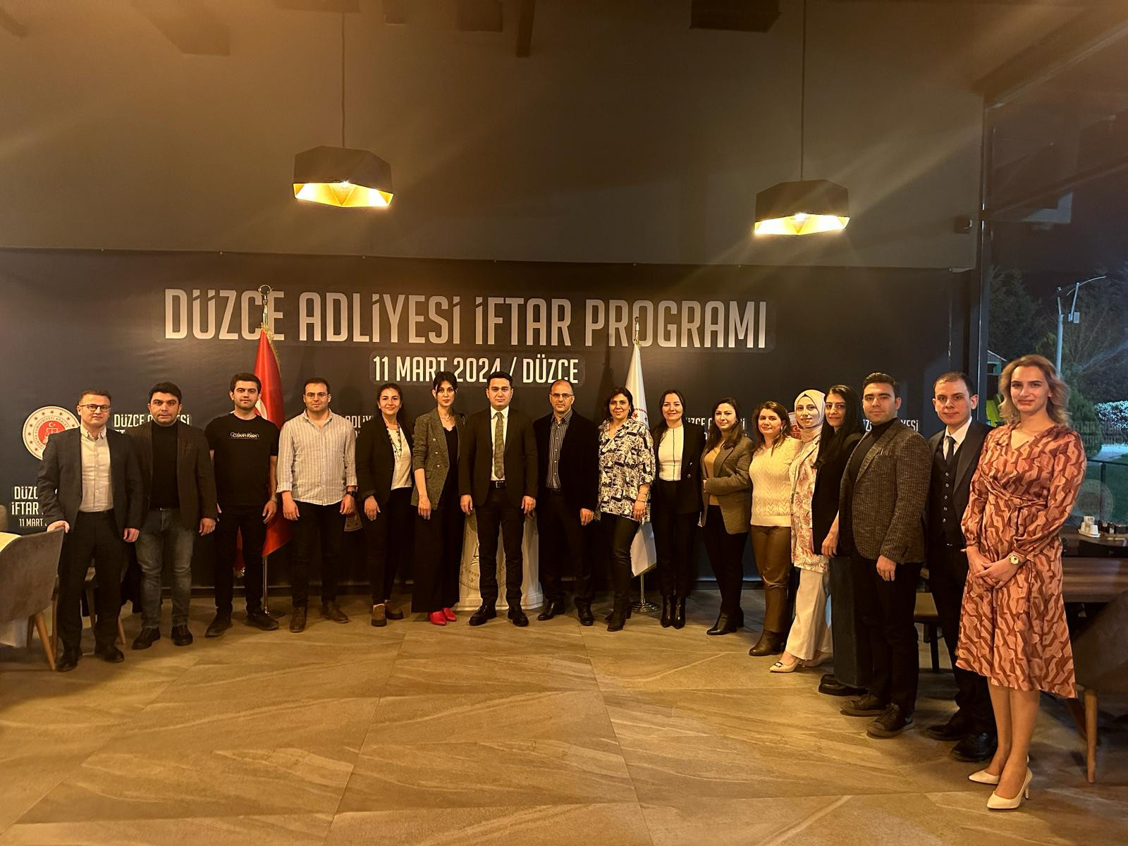Duzce Cumhuriyet Bassavcisi Yasin Emre Duzce Adliyesi Personeliyle Iftar Yemeginde Bulustu 7