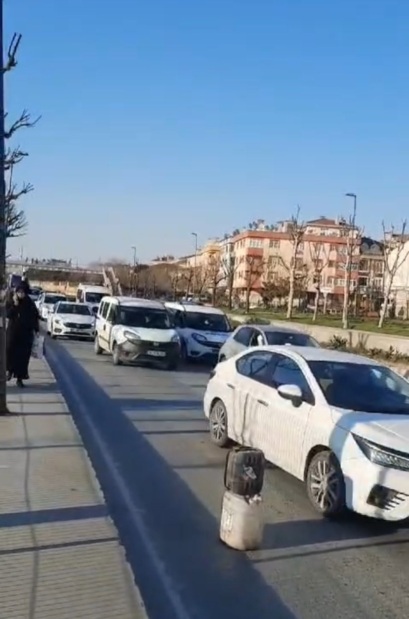 Ekrem Imamoglu Secim Otobusu Ariza 24032024 Iha (3)