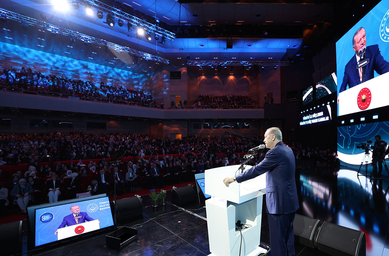Erdogan Halic Kongre Merkezi Kadinlar Gunu 08032024 Aa14
