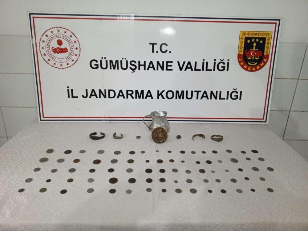 Gumushanede Tarihi Eser Kacakcilarina Jandarmadan Agir Darbe 1Mart2024 2