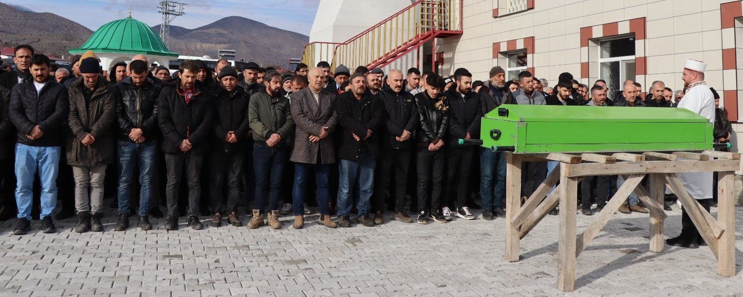 Ise Giderken Silahli Saldirida Oldurulen 27414 (3)