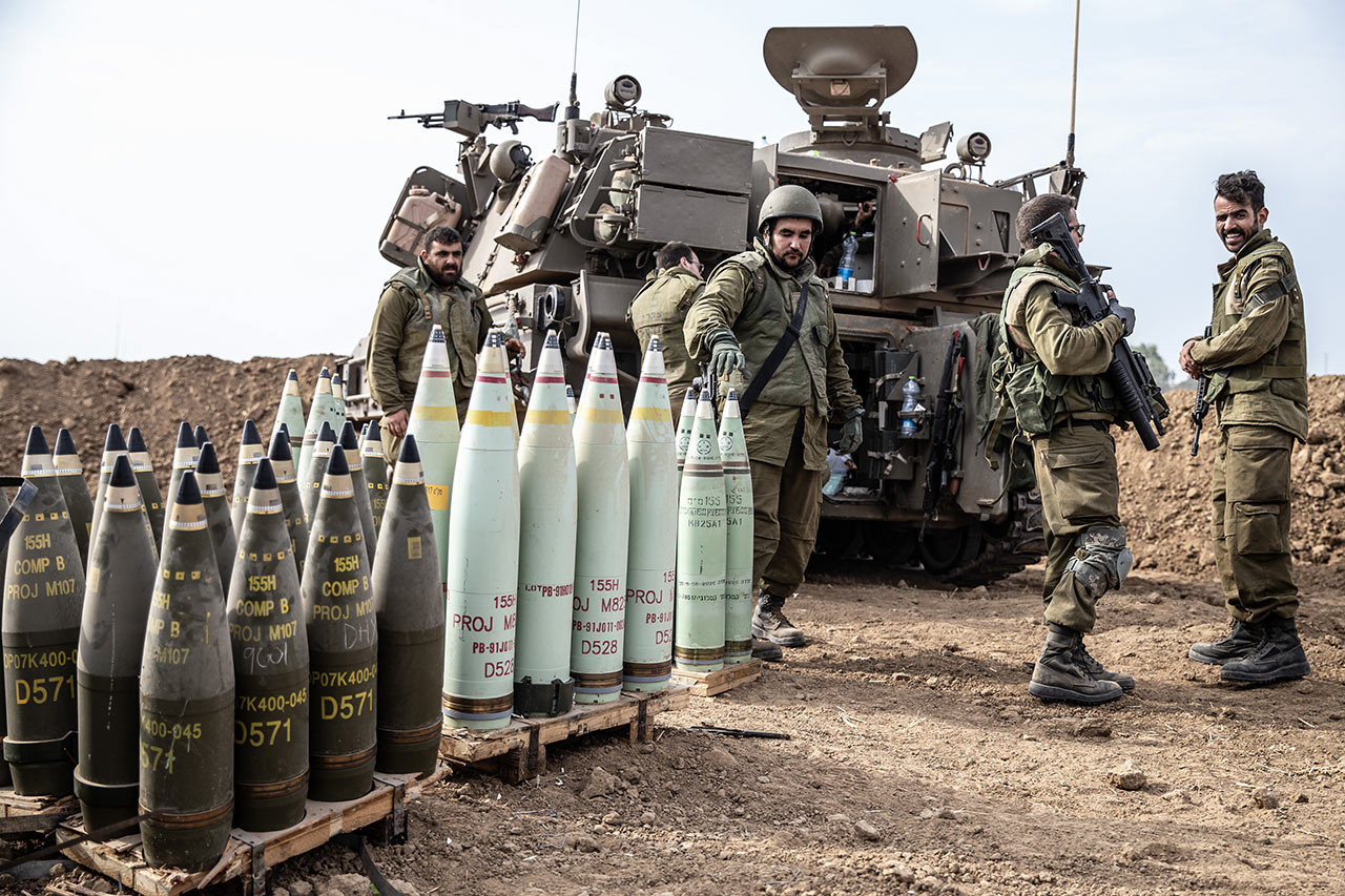 Israil Askerleri Silah Ve Muhimmat 18032024 Aa (3)
