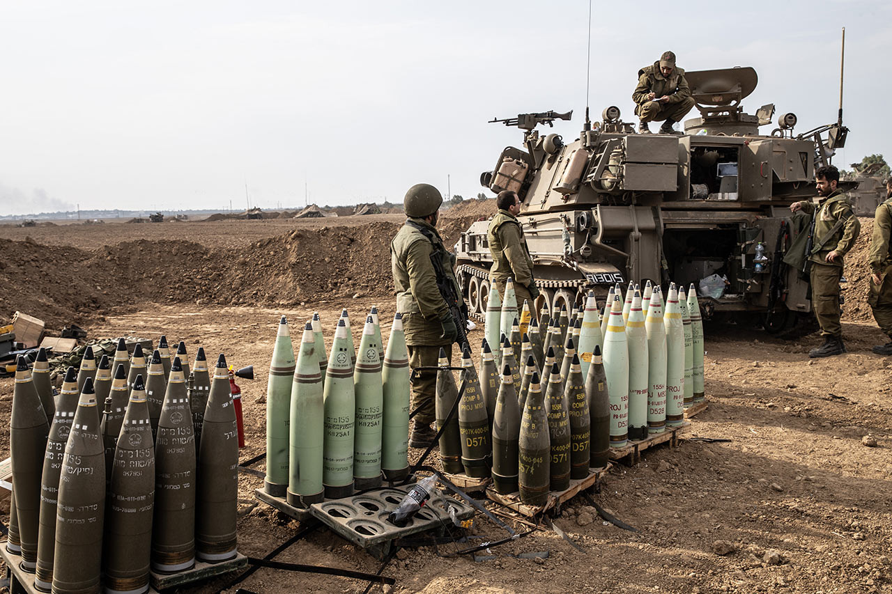 Israil Askerleri Silah Ve Muhimmat 18032024 Aa (4)