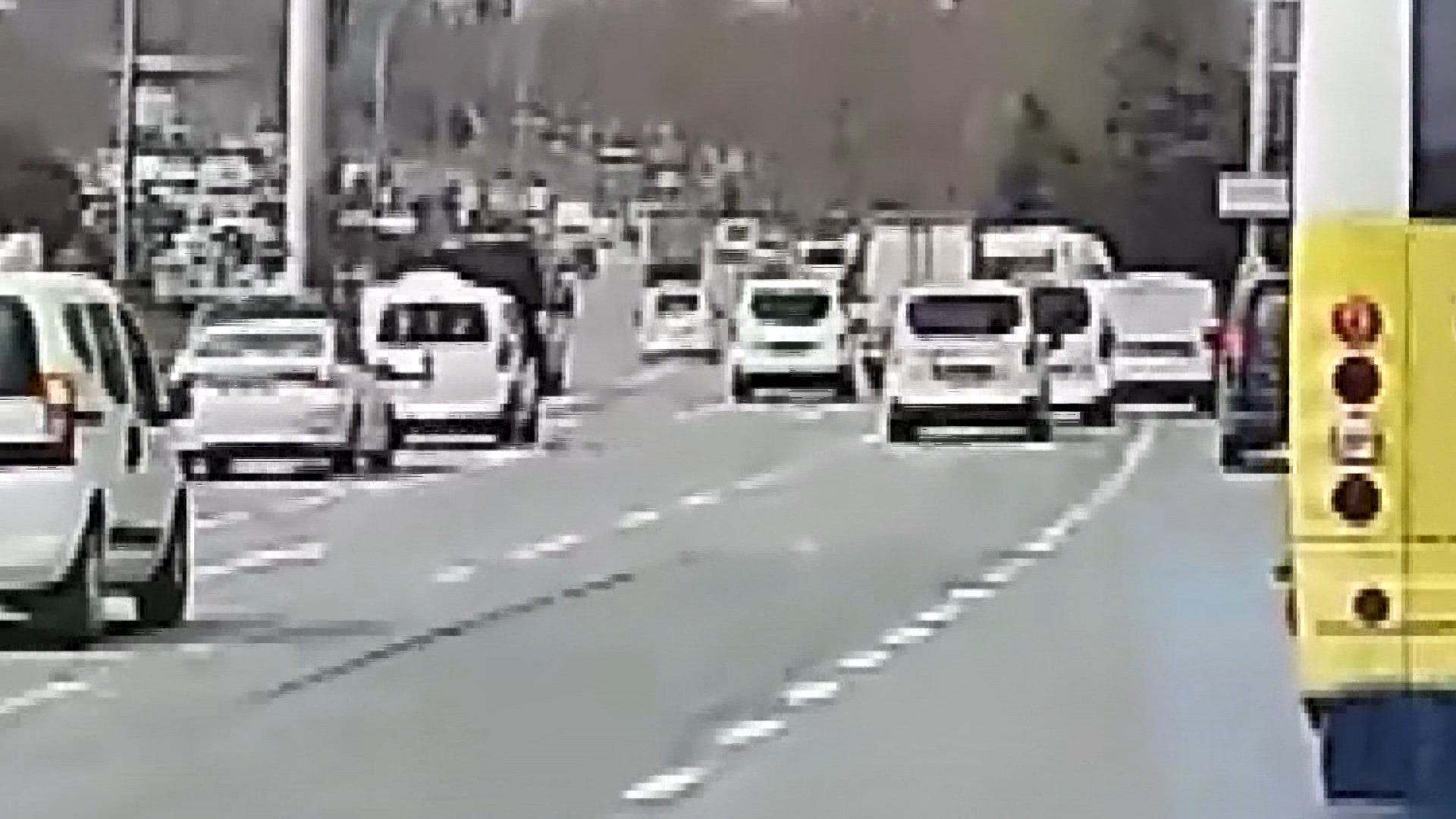Istanbul Makas Otomobil Ambulans 13032024 Dha4