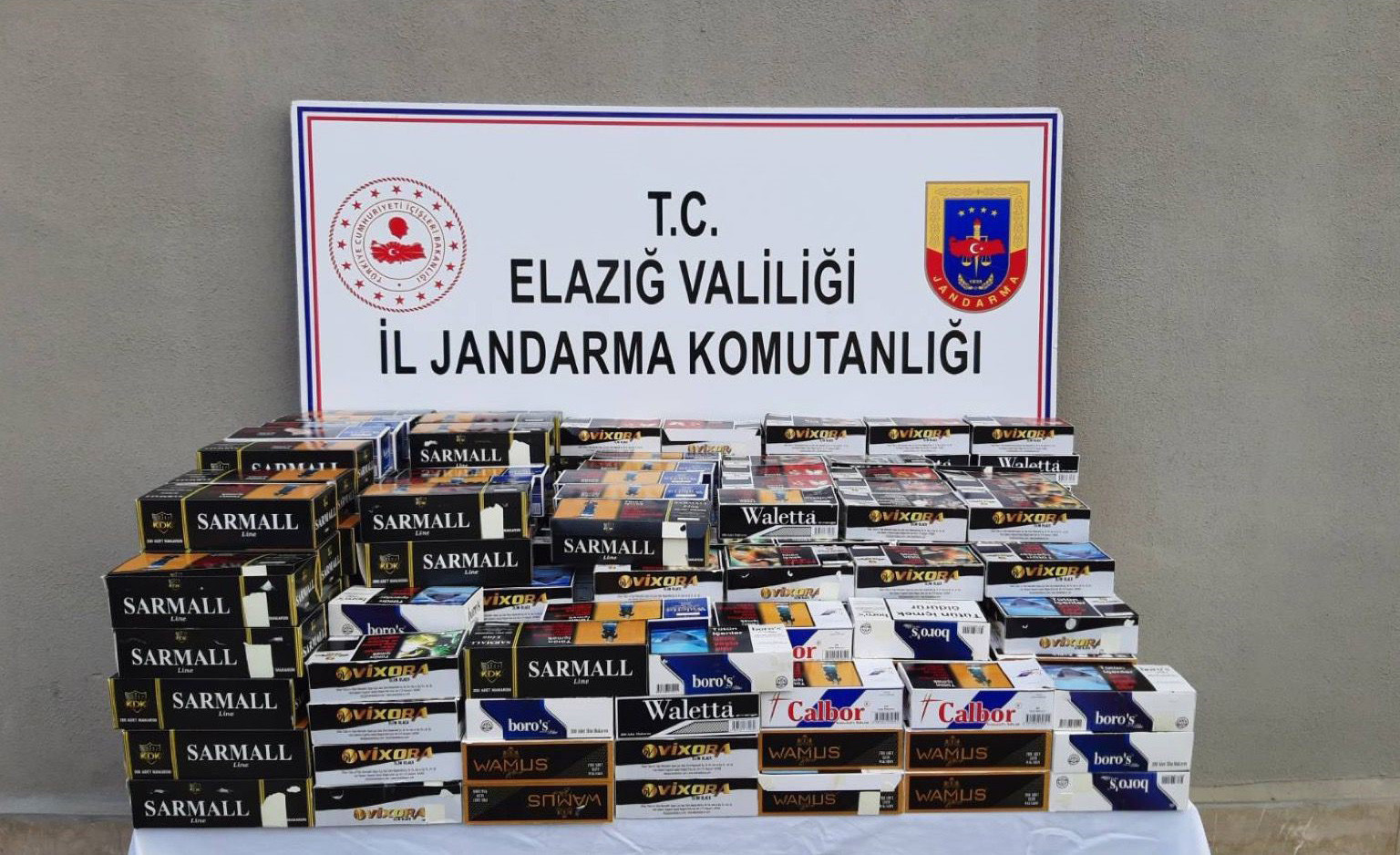 Jandarma Elazig Kacak Makaron 15032024 Iha2