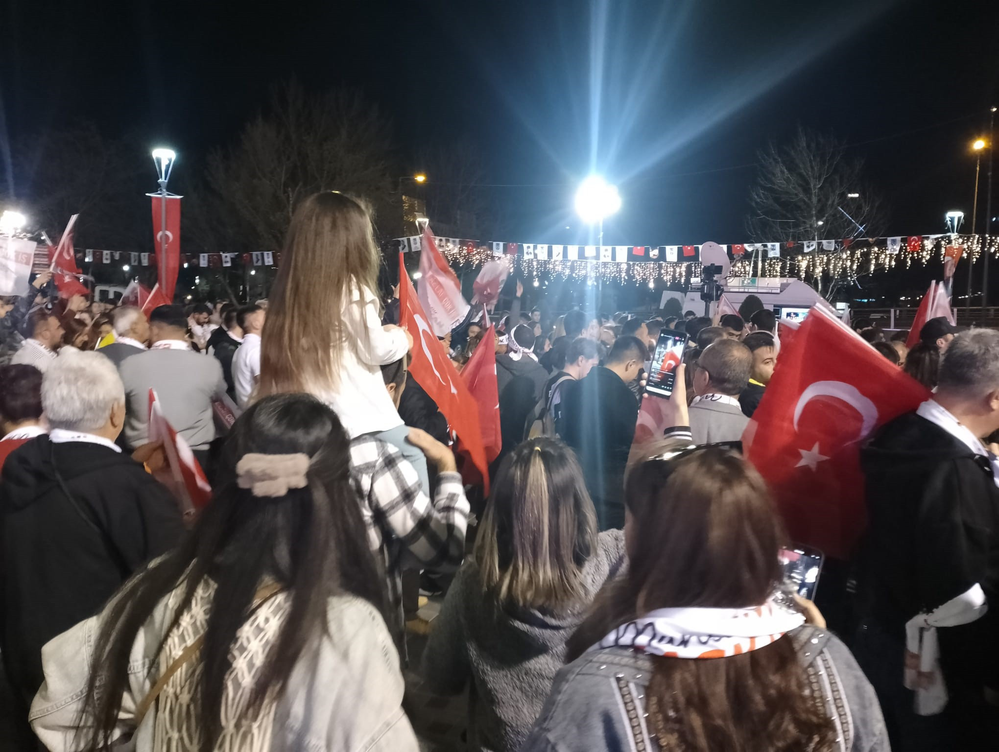 Mansur Yavas Taraftarlari 31032024 Iha2