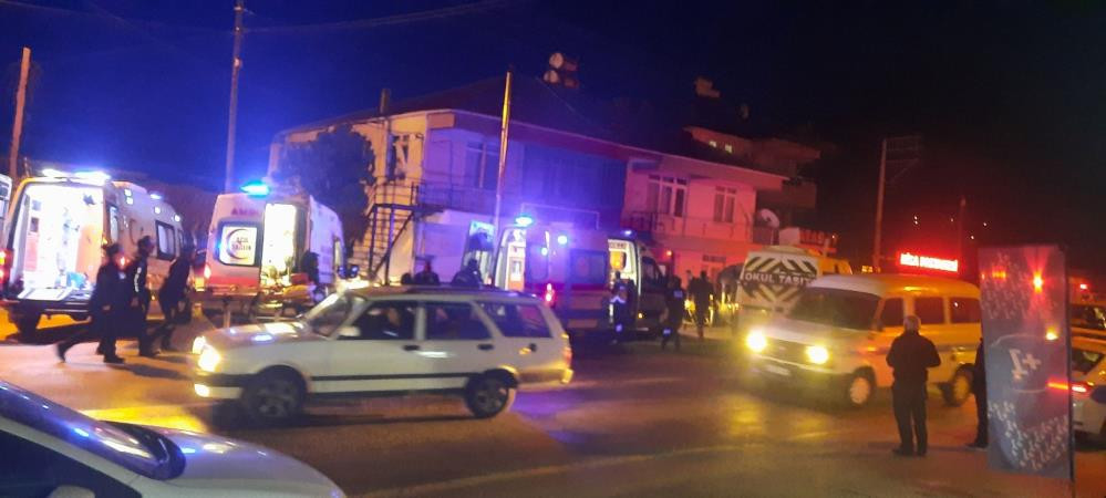 Mugla Feci Kaza Servis Minibusleri Carpisti Bu Anlar Saniye Saniye Kaydedildi 1Mart2024,2