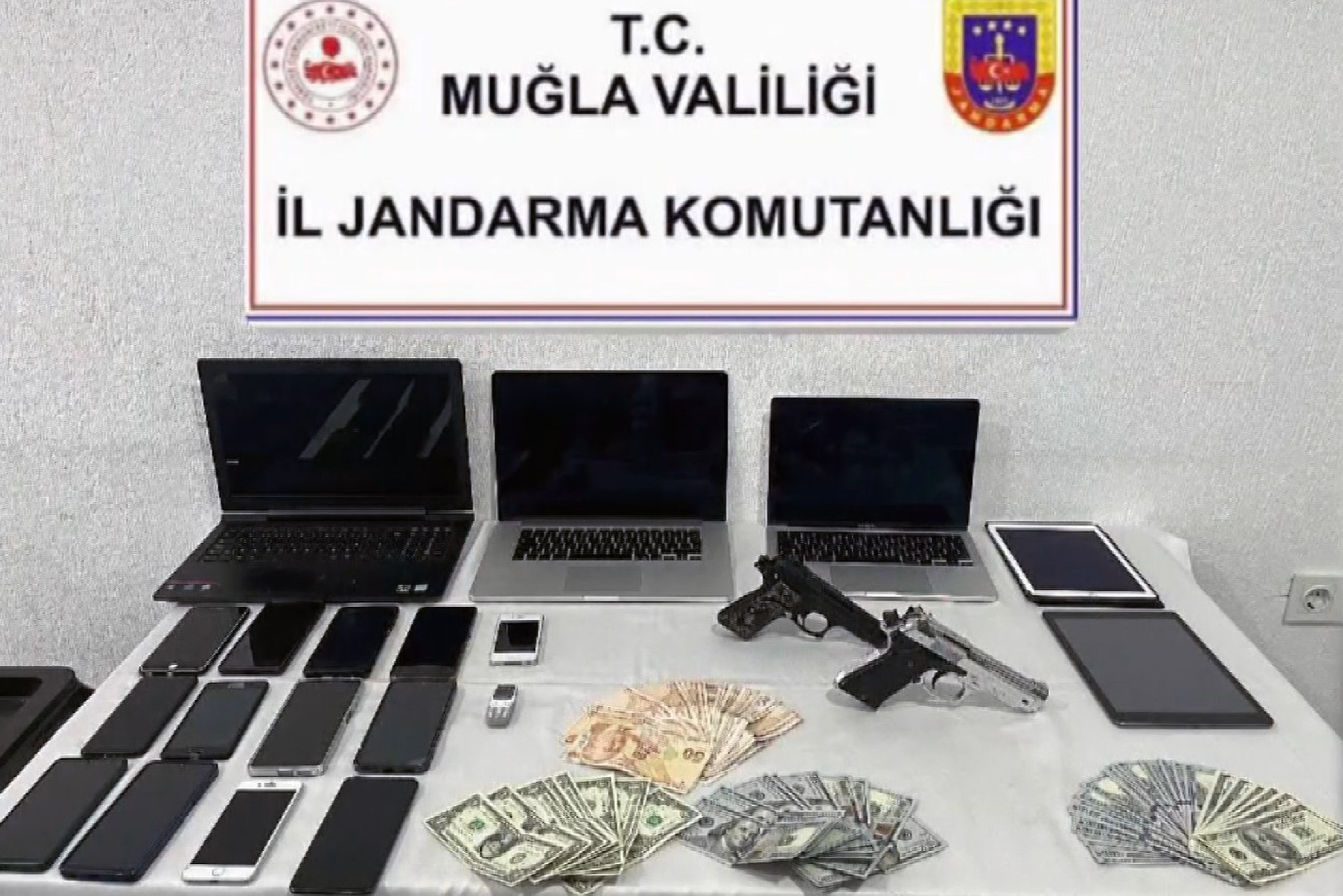 Mugla Jandarma Dolandiricilik Operasyonu 26032024 Iha (1)