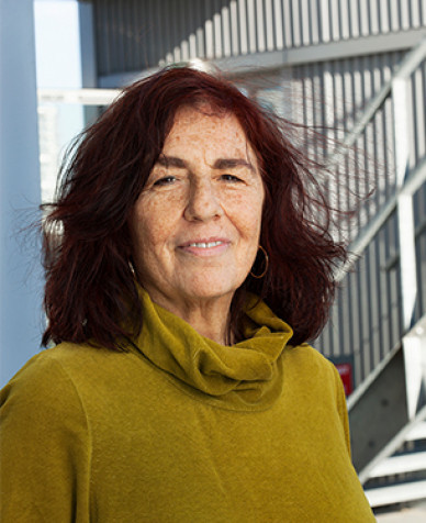 Nükhet Sirman Kimdir 3