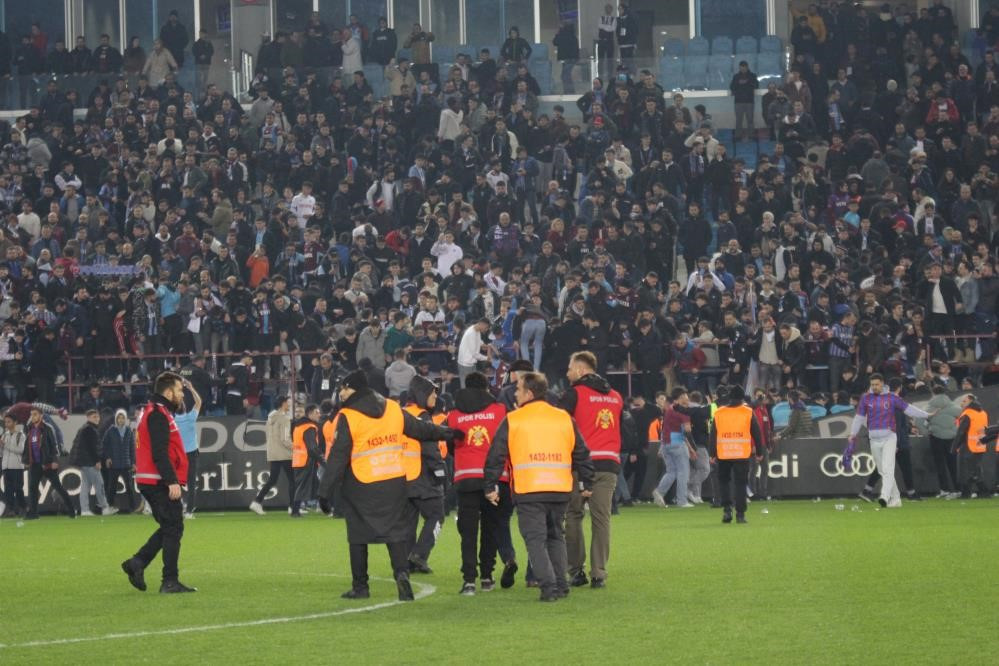Trabzonspor Fenerbahce Maci Sonrasi Olaylar 18032024 Iha (30)