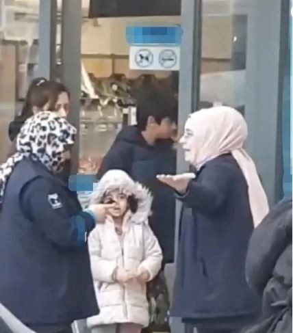 Zonguldak Basortulu Market Kasiyerine Hakaret 21032024 2