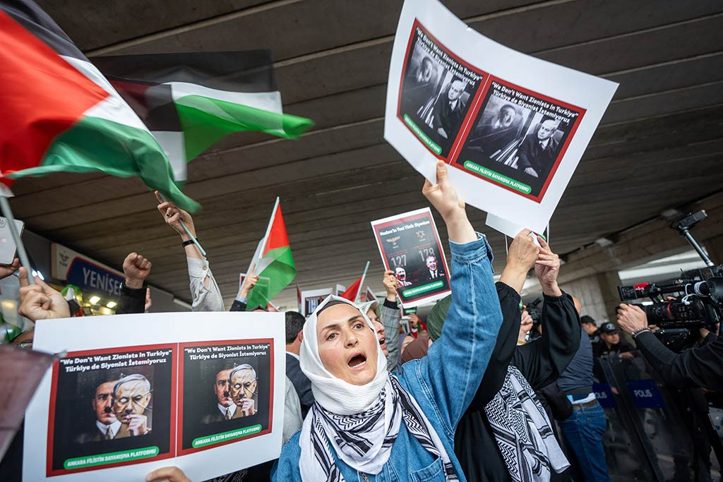 Almanya Cumhurbaskani Frank Walter Steinmeier Protesto 24042024 Aa (10)