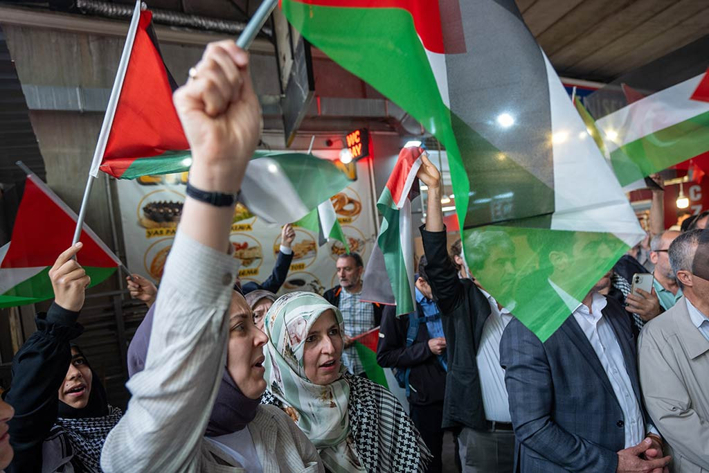 Almanya Cumhurbaskani Frank Walter Steinmeier Protesto 24042024 Aa (3)