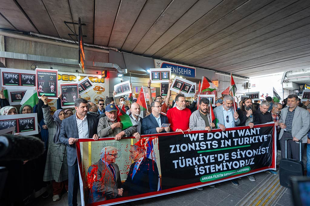 Almanya Cumhurbaskani Frank Walter Steinmeier Protesto 24042024 Aa (5)