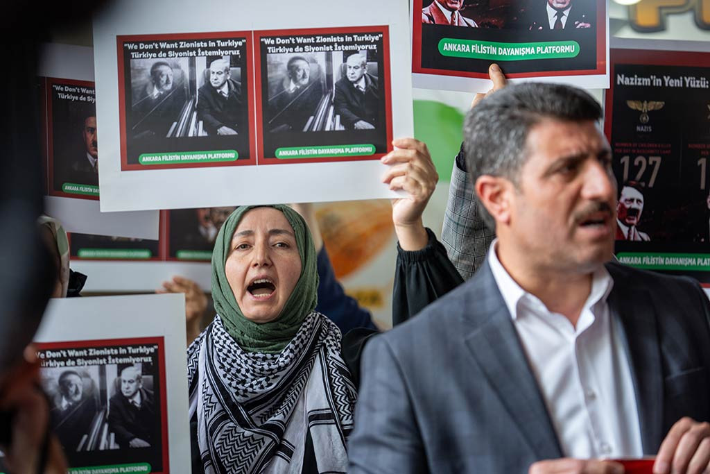 Almanya Cumhurbaskani Frank Walter Steinmeier Protesto 24042024 Aa (8)